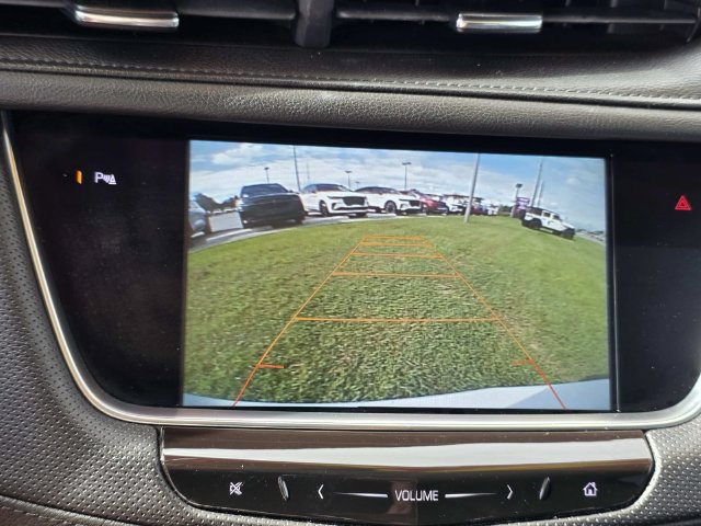 Used 2017 Cadillac XT5 Premium Luxury FWD image 16