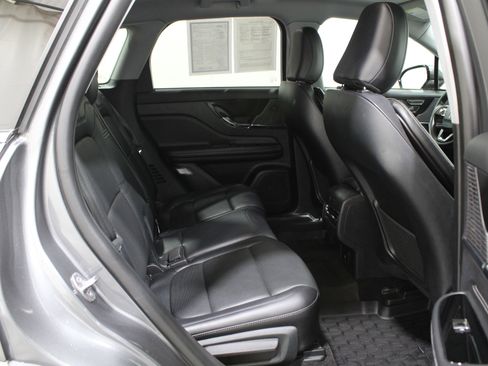 Certified 2022 Lincoln Corsair Reserve image 28