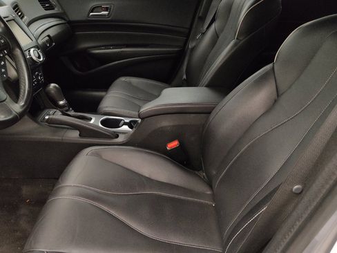 Used 2019 Acura ILX Technology Pkg image 17