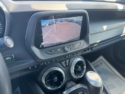 Used 2016 Chevrolet Camaro SS RWD image 33