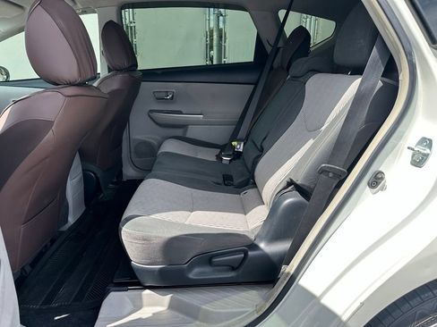 Used 2016 Toyota Prius V Three FWD image 7