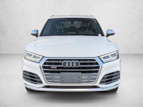 Used 2018 Audi SQ5 Premium Plus w/ Navigation Package AWD/4WD image 2