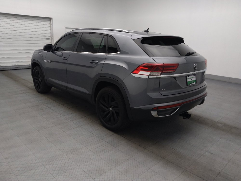 Used 2022 Volkswagen Atlas Cross Sport SE FWD image 3