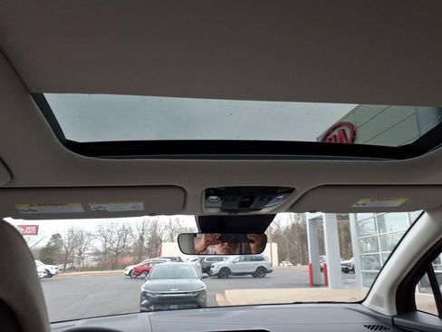 New 2026 Kia Sportage SX image 12