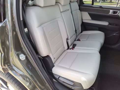 Used 2024 Hyundai Santa Fe Limited FWD image 26