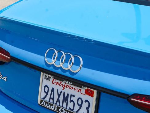 Used 2022 Audi S4 Premium Plus w/ Premium Plus Package AWD/4WD image 11