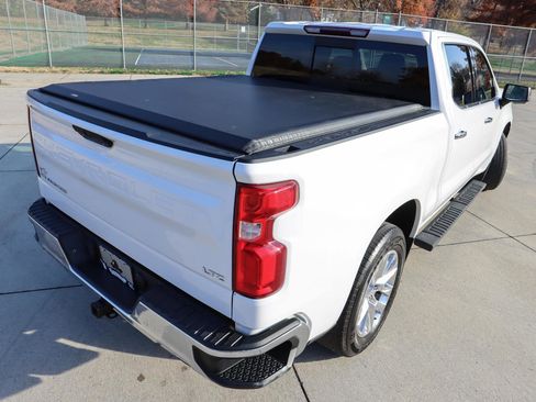 Used 2019 Chevrolet Silverado 1500 LTZ image 17