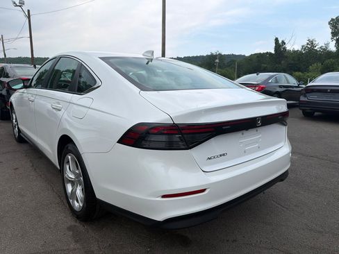 Used 2023 Honda Accord LX image 12