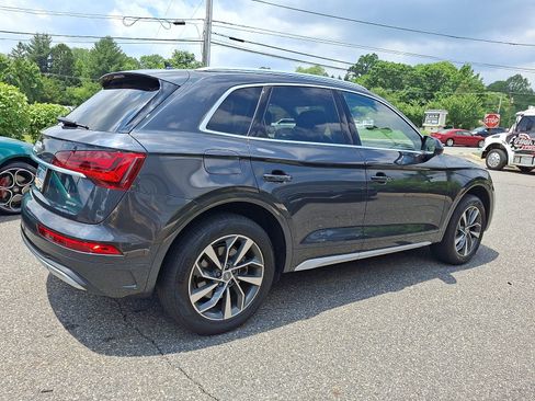 Used 2021 Audi Q5 2.0T Premium Plus w/ Premium Plus Package AWD/4WD image 4