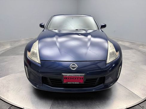 Used 2014 Nissan 370Z Coupe RWD image 2
