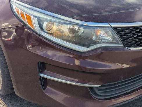 Used 2016 Kia Optima LX image 12