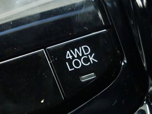 New 2026 Jeep Compass Latitude image 52