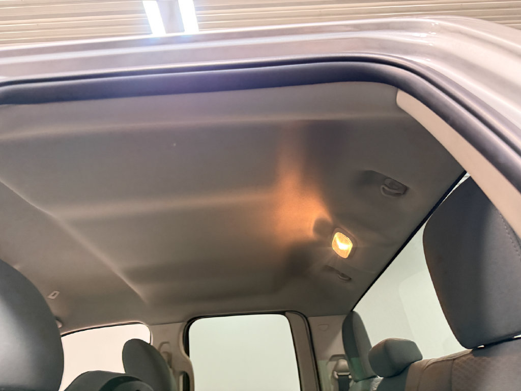 Used 2017 RAM 1500 Express RWD image 53