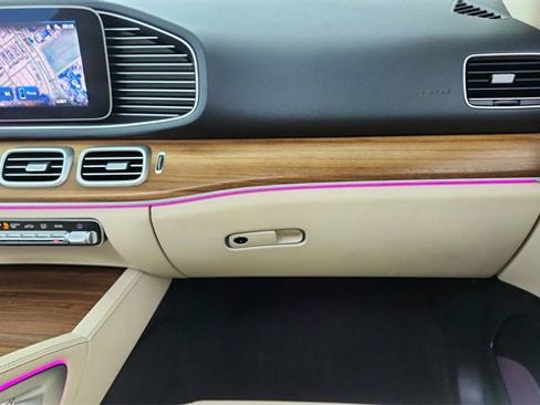 Used 2025 Mercedes-Benz GLE 350 4MATIC w/ AMG Line Exterior image 36