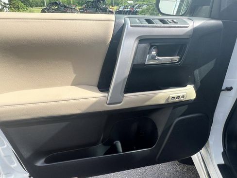Used 2022 Toyota 4Runner Limited image 20