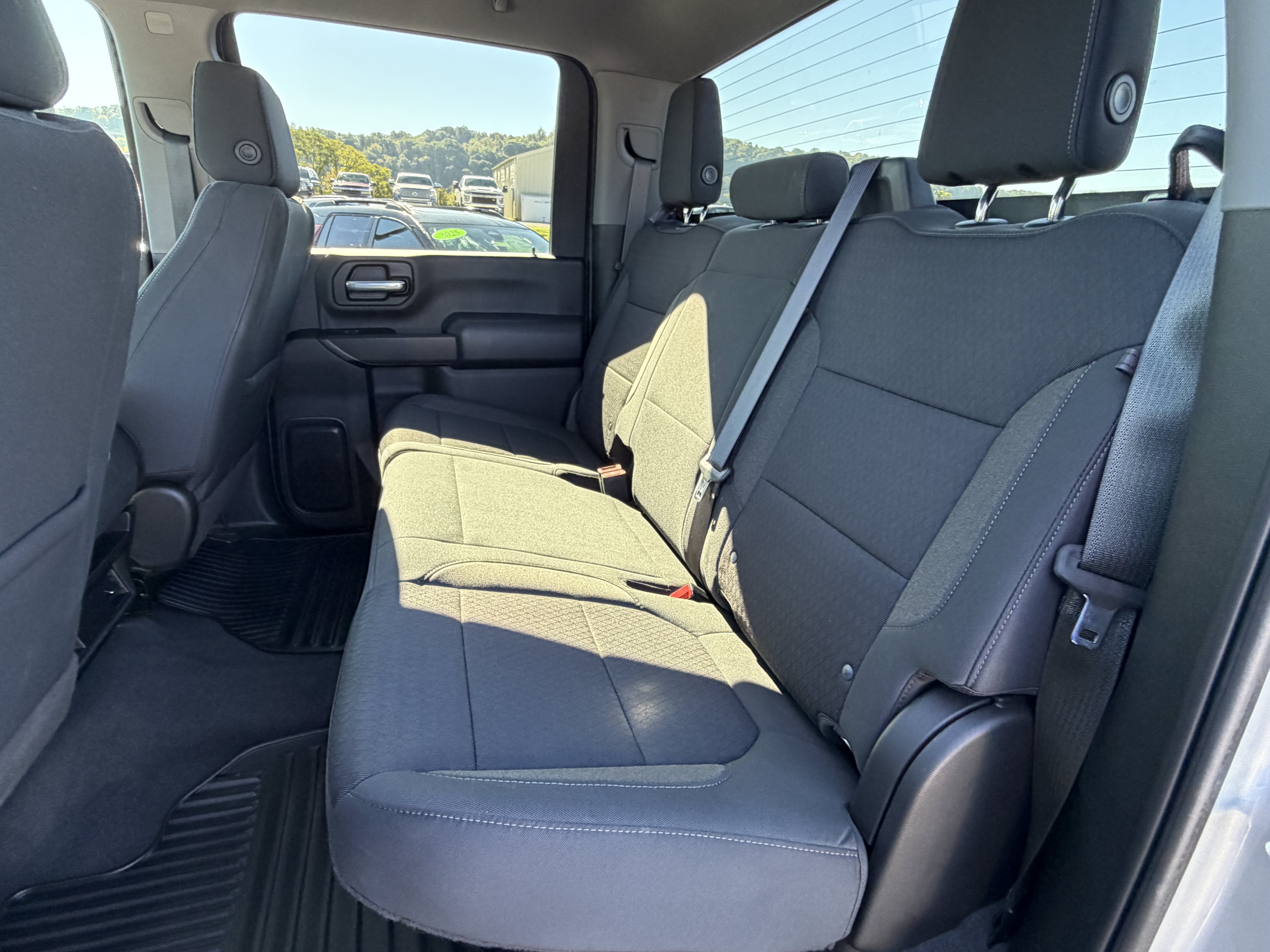 Used 2022 Chevrolet Silverado 2500 Custom w/ Gooseneck/5TH Wheel Package AWD/4WD image 13