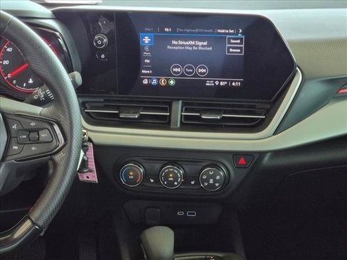 Used 2024 Chevrolet Trax RS w/ Driver Confidence Package FWD image 13
