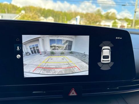 Used 2025 Hyundai Elantra N FWD image 21