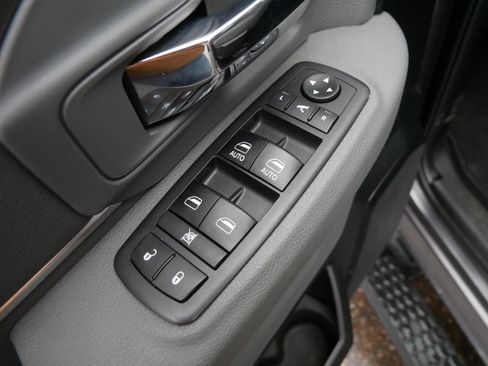 Certified 2018 RAM 1500 Big Horn AWD/4WD image 23