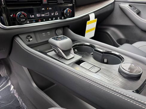 New 2026 Nissan Rogue Platinum w/ Platinum Premium Package image 21