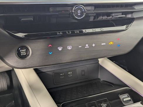 Used 2025 Nissan Murano SL AWD/4WD image 25