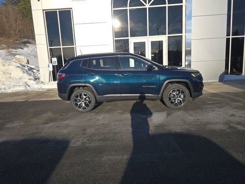 New 2026 Jeep Compass Limited image 7