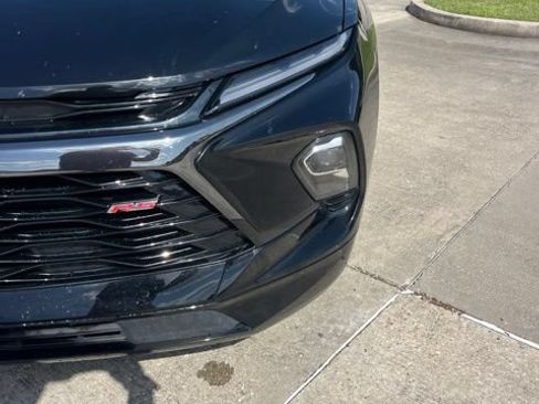Used 2025 Chevrolet Blazer RS FWD image 12