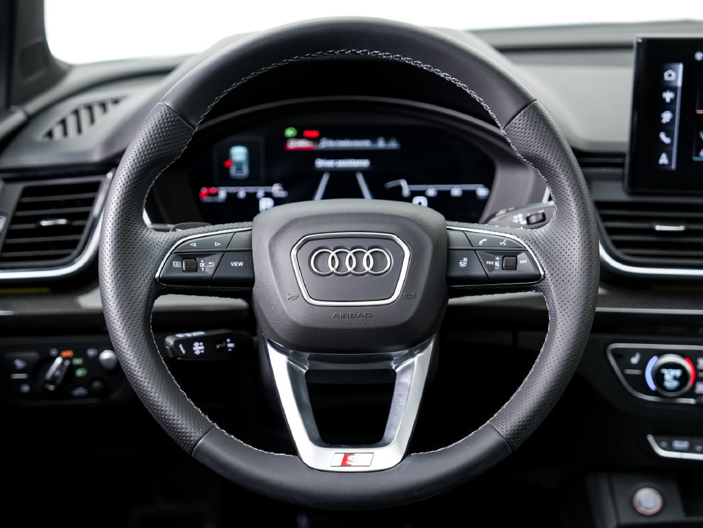 Used 2024 Audi SQ5 Prestige AWD/4WD image 13