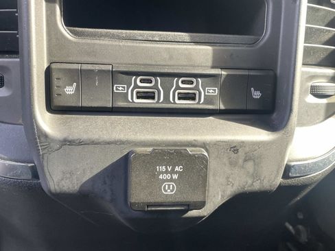 Used 2025 RAM 1500 Laramie image 13