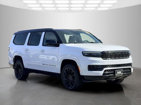 Used 2024 Jeep Grand Wagoneer L Series II w/ Quick Order Packagew 28T image 3