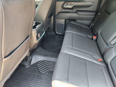 Used 2024 Chevrolet Silverado 1500 LTZ AWD/4WD image 29