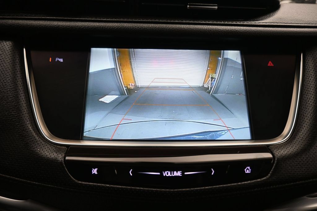 Used 2018 Cadillac XT5 Luxury w/ Driver Awareness Package FWD image 22