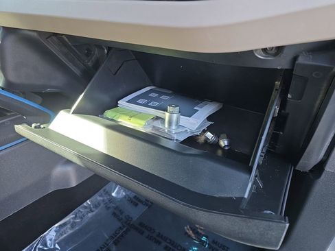 Used 2023 Ford Bronco Wildtrak image 18