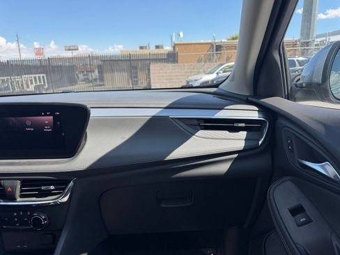 Used 2025 Buick Encore GX Preferred image 33