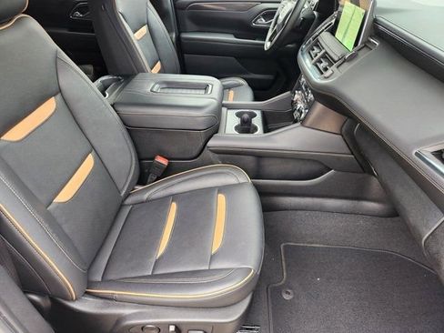 Used 2024 GMC Yukon AT4 w/ Technology Package image 20