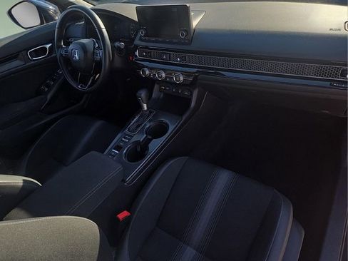 Used 2025 Honda Civic Sport image 11