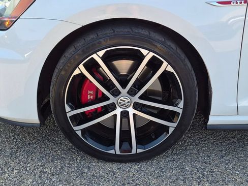Used 2017 Volkswagen GTI Sport FWD image 7
