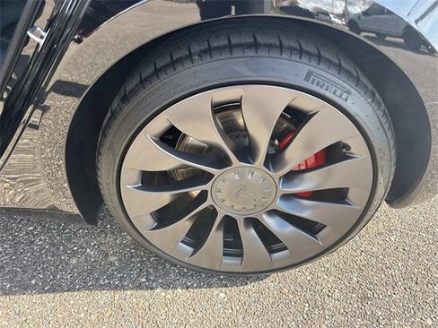 Used 2021 Tesla Model 3 Performance image 11