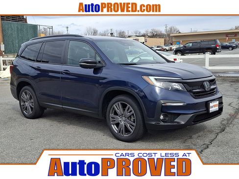 Used 2022 Honda Pilot Sport image 1