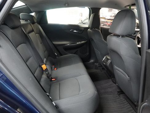 Used 2016 Chevrolet Malibu LT w/ Driver Confidence Package FWD image 29