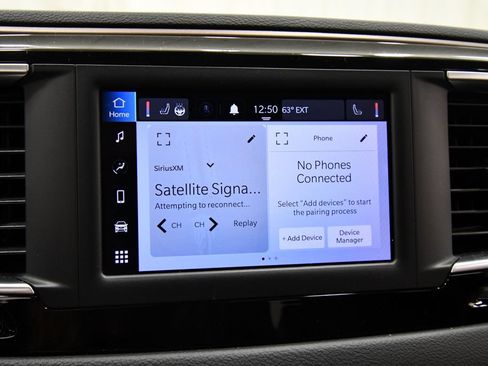 Used 2022 Chrysler Voyager LX FWD image 22