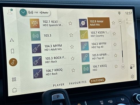 New 2026 Land Rover Defender 110 S image 17