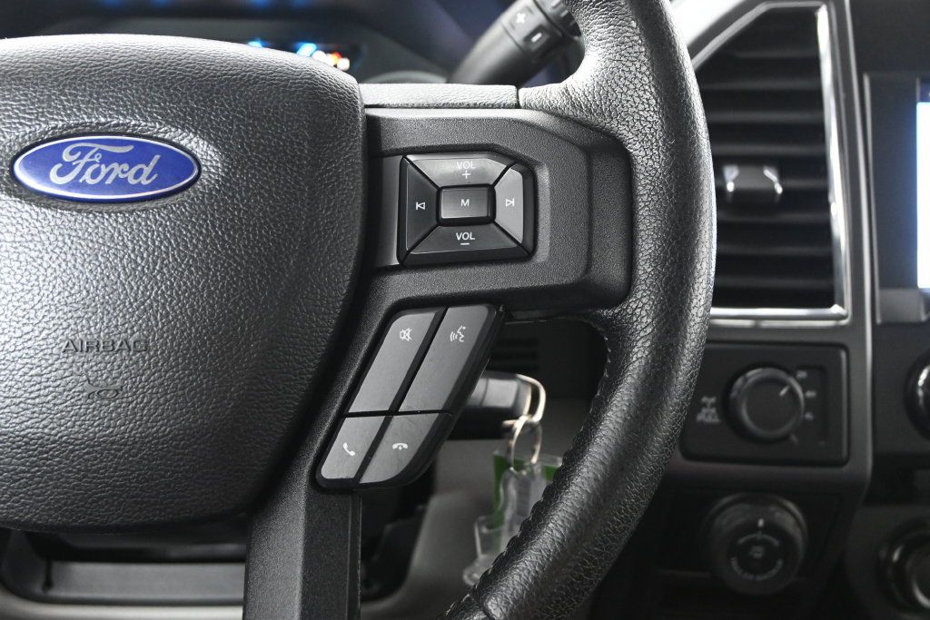 Used 2016 Ford F150 XLT w/ Equipment Group 302A Luxury AWD/4WD image 36