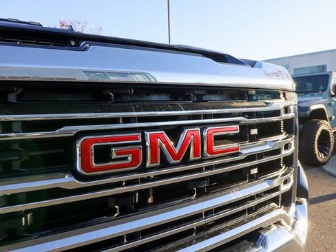 Used 2020 GMC Sierra 2500 SLE w/ SLE Convenience Package image 18