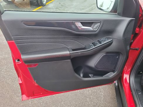 Used 2024 Ford Escape ST-Line w/ Tech Pack #1 image 16