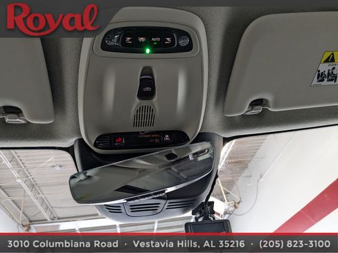 Used 2021 Volvo XC40 T5 Inscription image 24