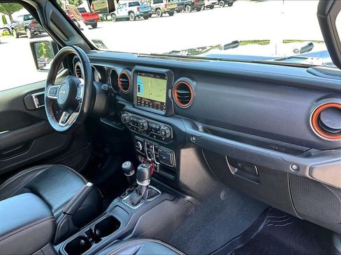 Used 2023 Jeep Gladiator Mojave w/ Cold Weather Group AWD/4WD image 14