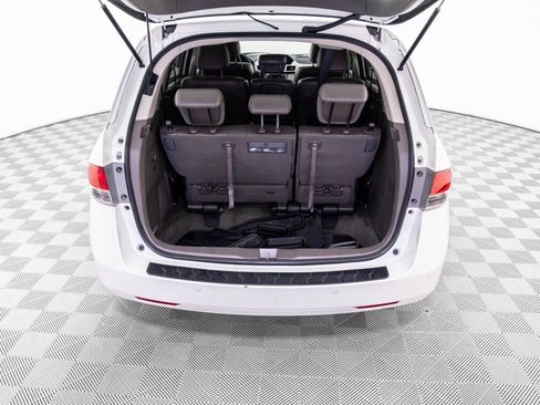 Used 2014 Honda Odyssey Touring Elite image 34
