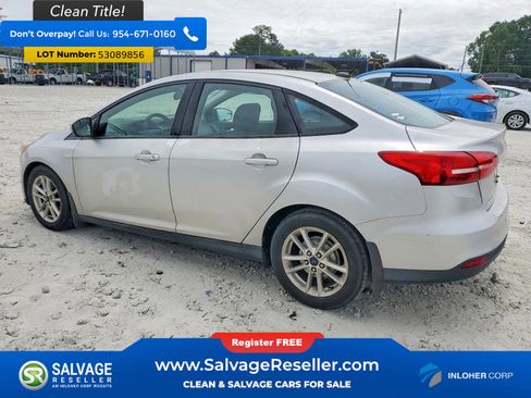 Used 2015 Ford Focus SE w/ Exterior Protection Package FWD image 3