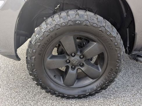 Used 2019 RAM 1500 Express w/ Express Value Package image 18